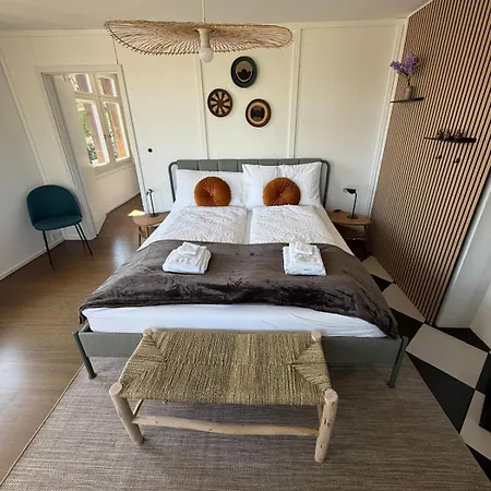 Lavida Panorama Thunersee, Wellness Oasis, Mountains Apartment *